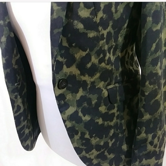 H&M Camo Leopard Blazer Jacket - 2 (XS) - Picture 8 of 12